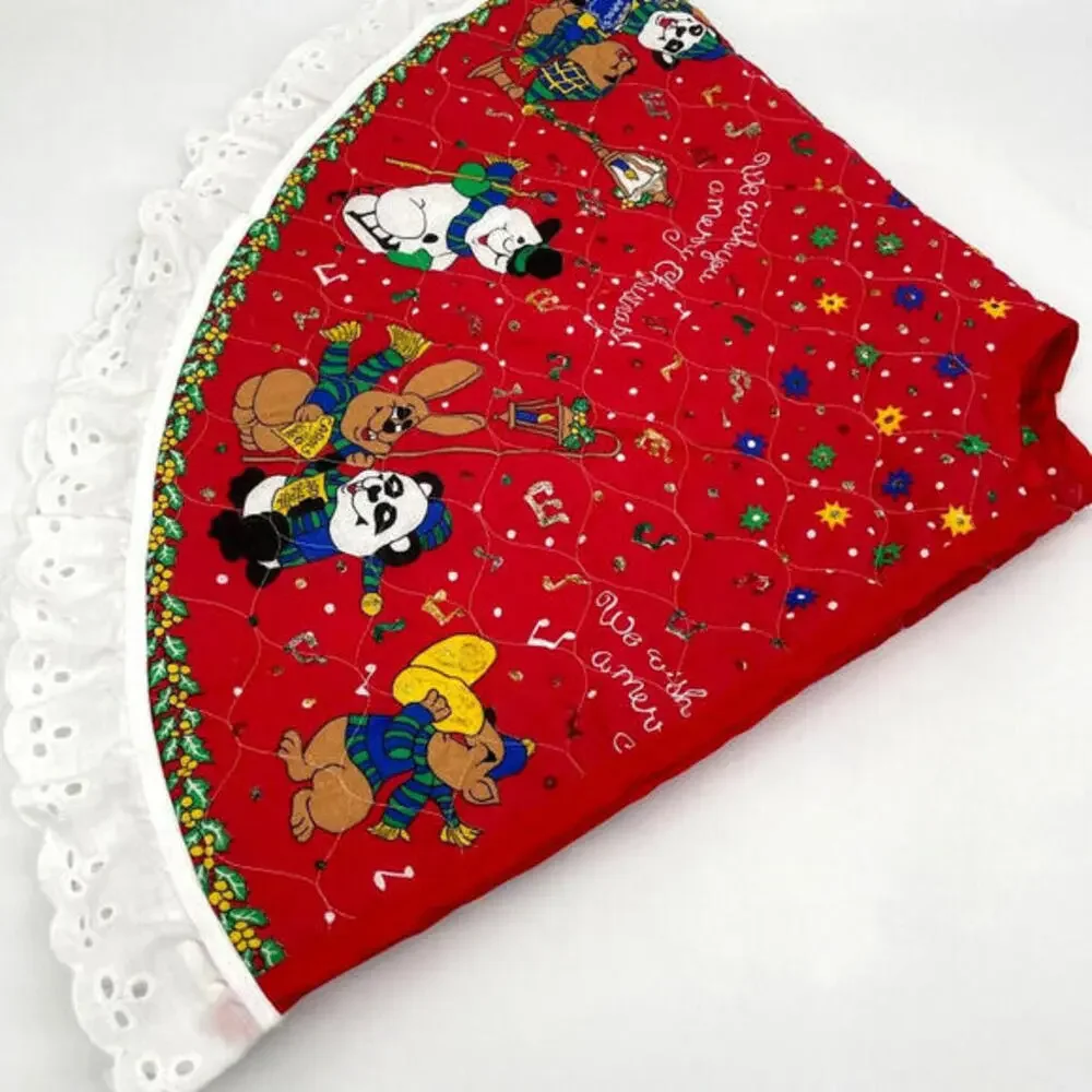 Vintage Handmade Quilted Fabric Cute Animal Carolers 35